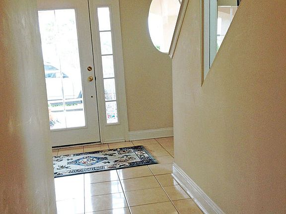 3rd image of 672 Sand Isles Cir
