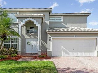 1256 NW 167th Ave, Pembroke Pines, FL 33028
