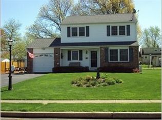 105 Olde Pilgrim Rd, Dublin, PA 18917