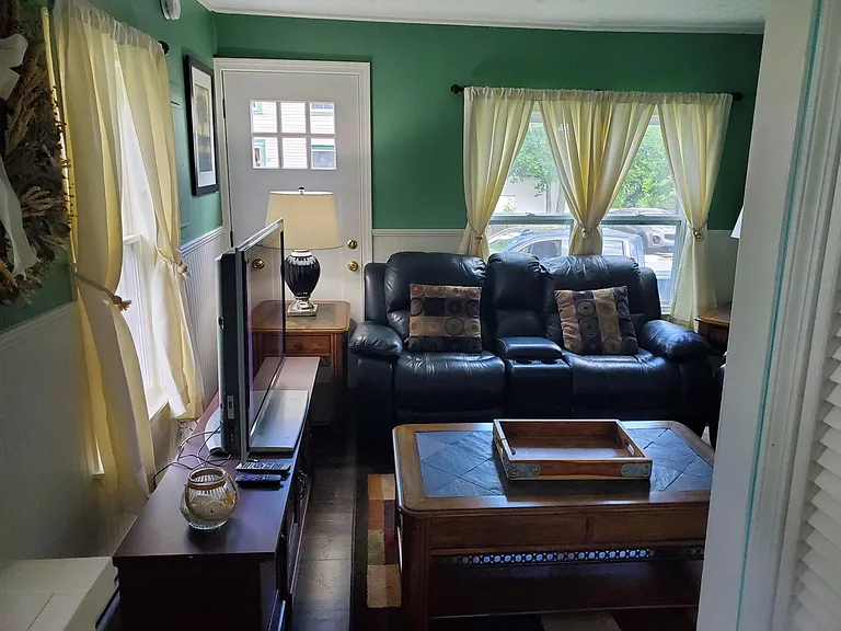 55 Fern Ave #A — Photo 9