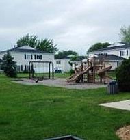 2nd image of 1383 Quaker Ln #1383