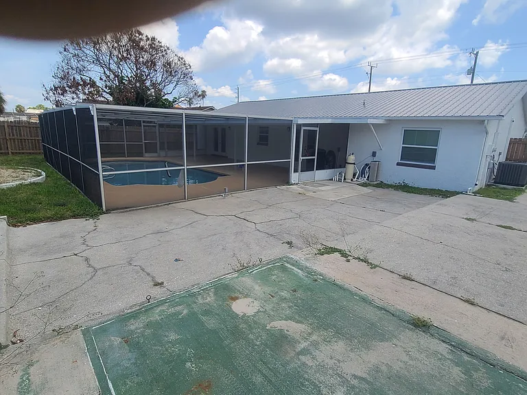 1815 N Banana River Dr — Photo 36