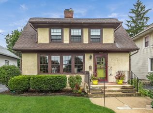 619 Lebanon St, Aurora, IL 60505