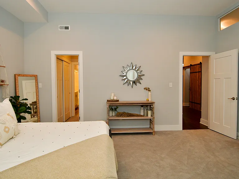 1426 Olive St — Photo 23