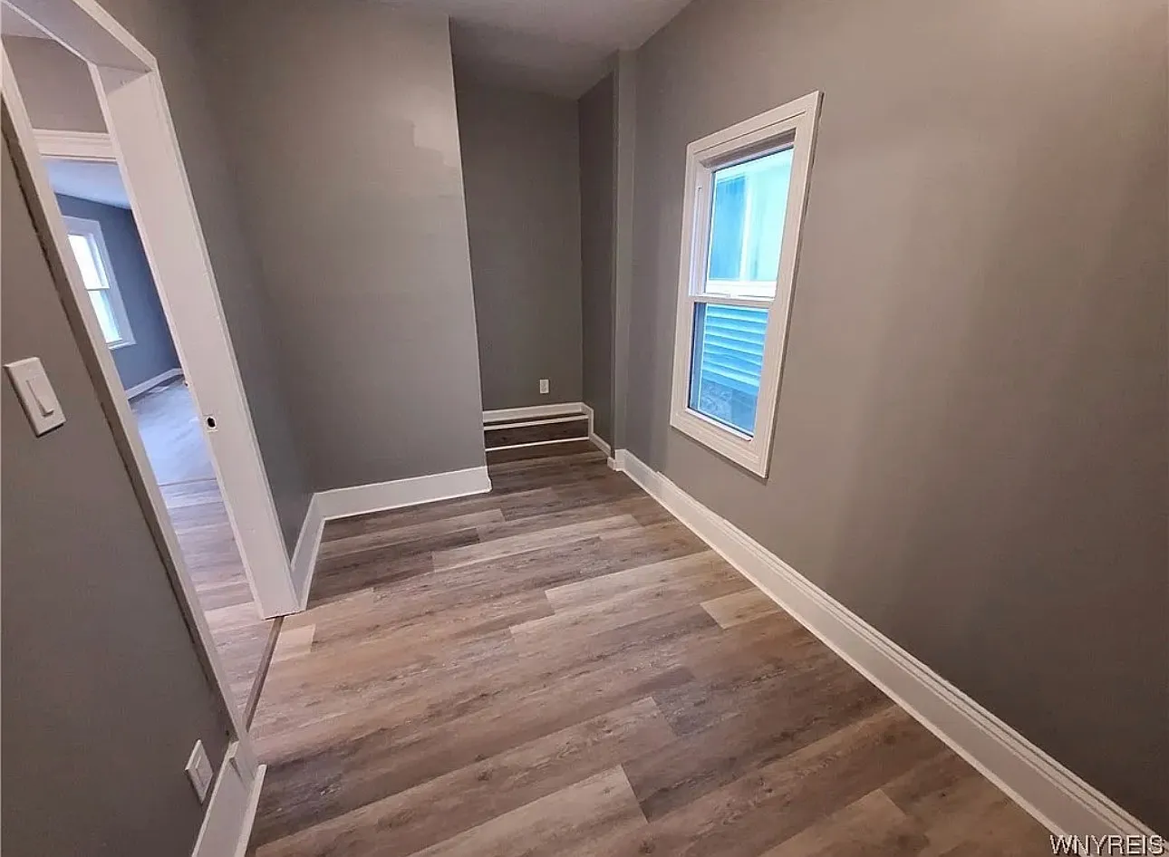 2 bed, 1100 sqft, $1,550 — Photo 1