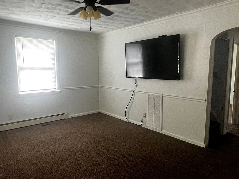 3607 Bart St — Photo 2