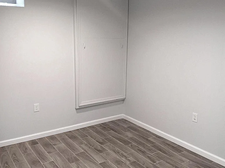 2628 E Harold St — Photo 18