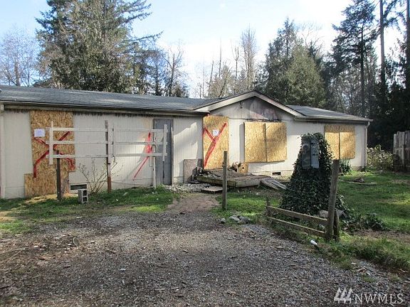 4th image of 17320 Heather Ln SE