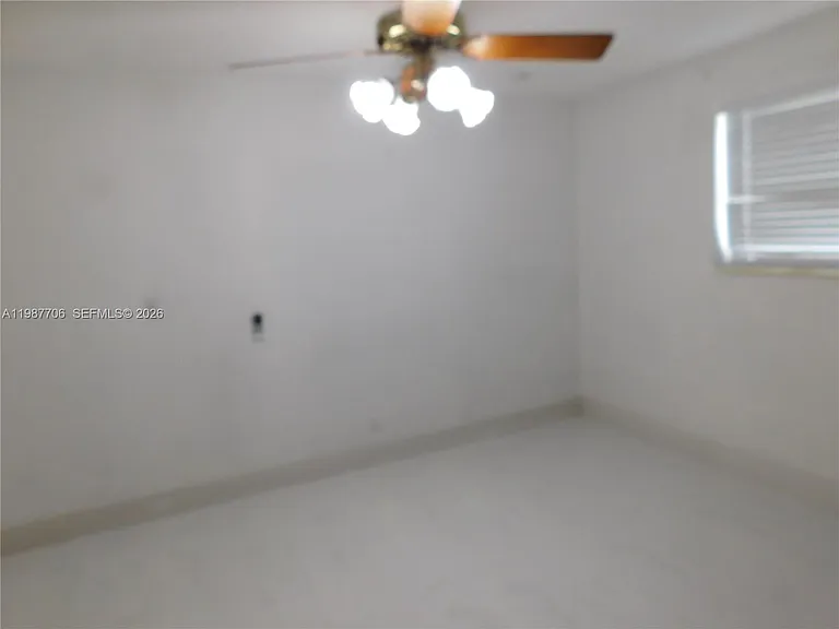 6700 SW 97th Ave — Photo 12