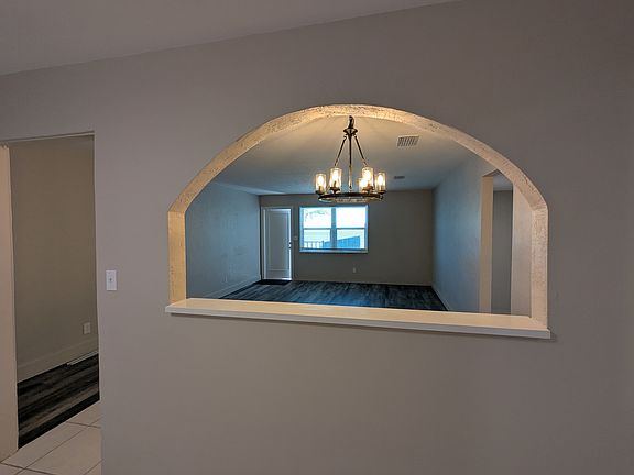 4th image of 1740 Ocean Shore Blvd #204