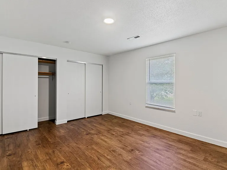 Metro Apartments At Bethalto — Photo 22
