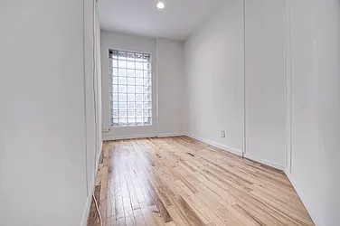 Rented by Urbane Brokerage