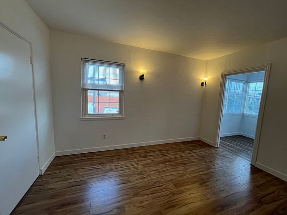 5th image of 1051 Airport Blvd Unit 2