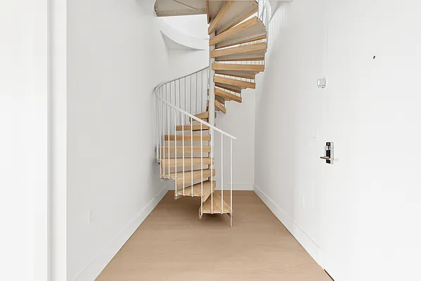 Rented by Nooklyn NYC LLC | media 13