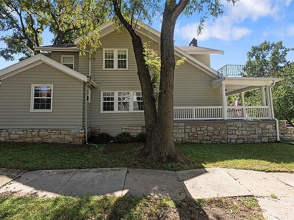 3rd image of 5601 Harrison St