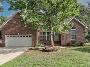 119 Stumpy Creek Rd, Mooresville, NC 28117