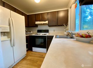 178 Lovers Ln APT A101, Eastsound, WA