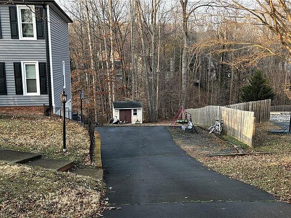 4th image of 254 Winfield Dr