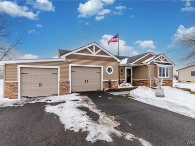 4788 Mapleton Rd, Lockport, NY, 14094