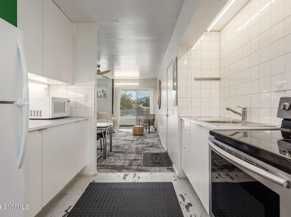 las-cruces-new-mexico-350407844 picture