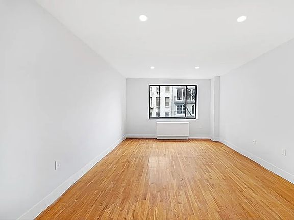 5th image of 417 E 83rd St APT 3C