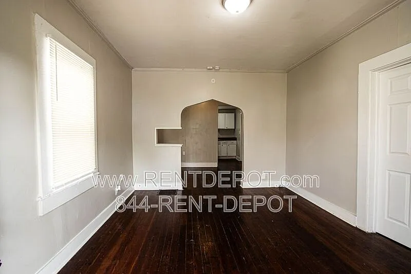 2 bed, 1.0 bath, 726 sqft, $895 — Photo 4