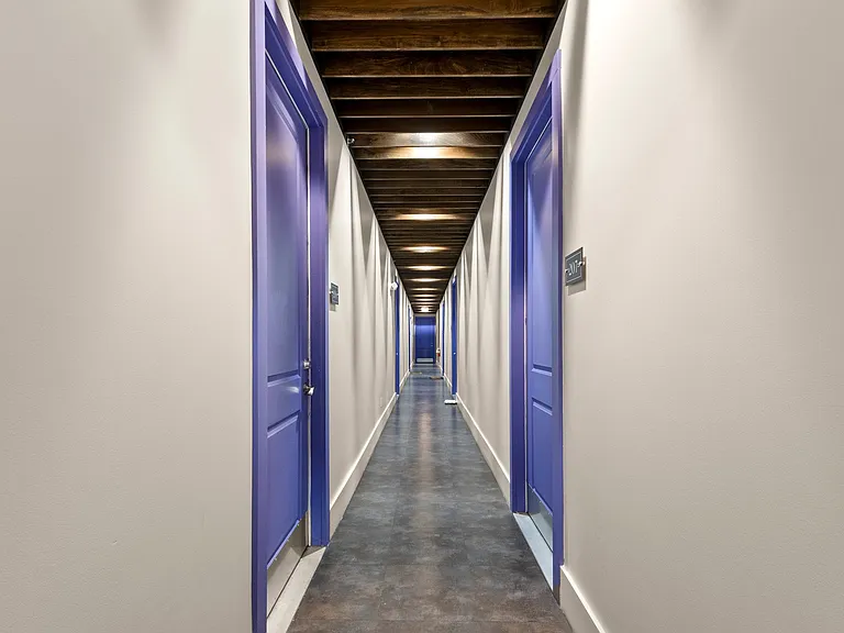 State Street Flats Apartments Hallway
