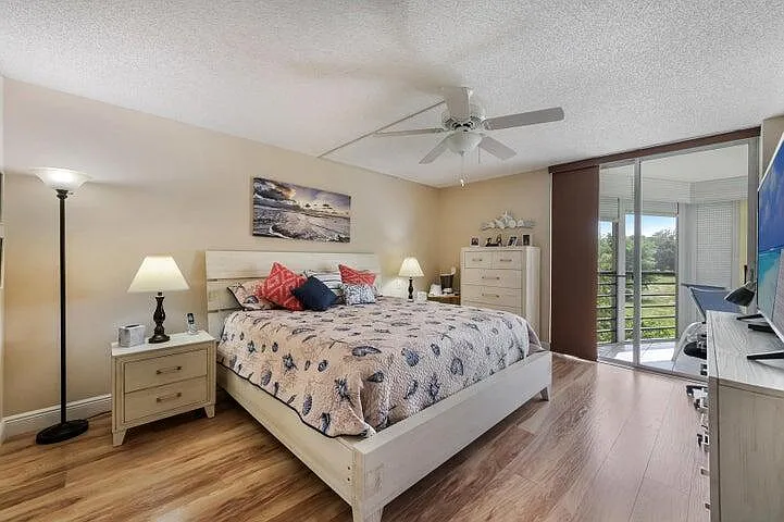 5340 NW 2nd Ave #226 — Photo 14