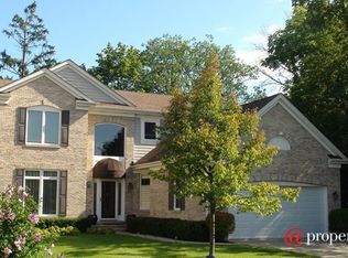 62 Insignia Ct, Highland Park, IL 60035