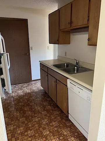510 7th Ave S #13 — Photo 2