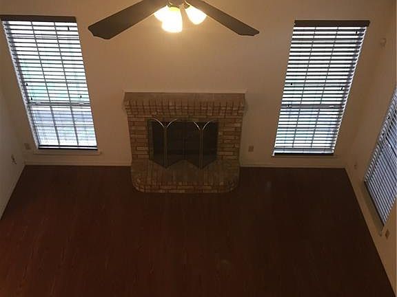4th image of 2337 Baretta Dr