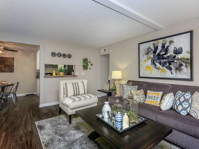 Raintree Apartment Homes — Photo 27