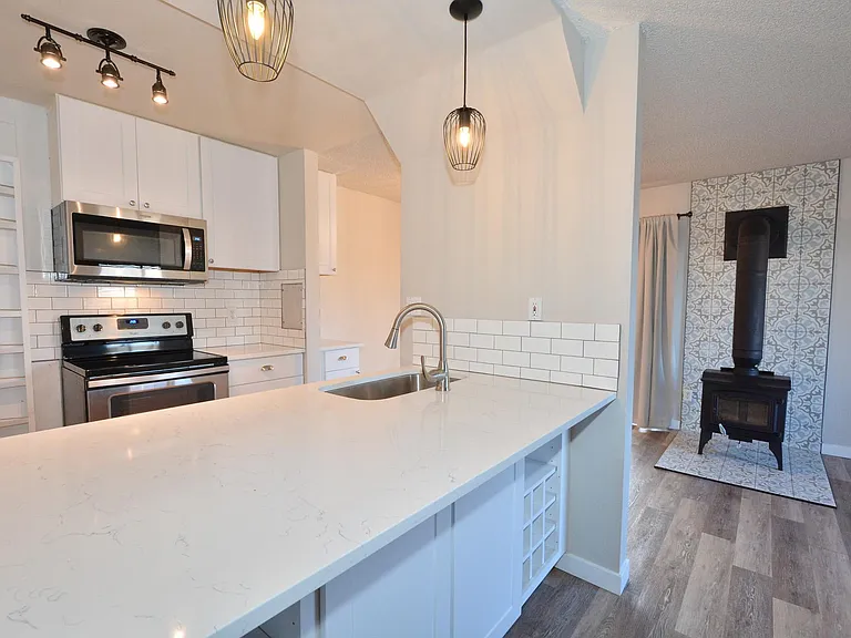 935 Saturn Dr #217 — Photo 10