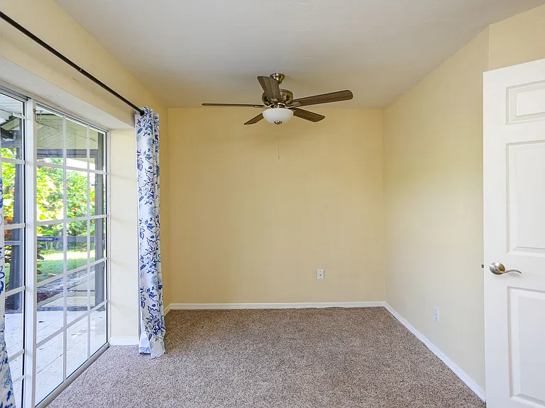 1040 Moon Lake Dr — Photo 13