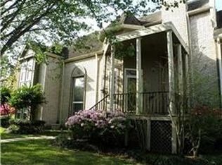 209 Victoria Way, Friendswood, TX 77546