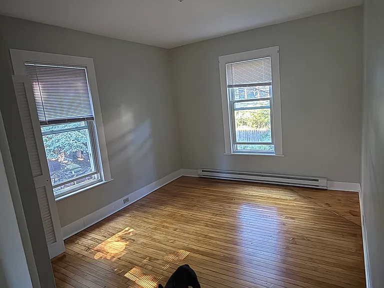 22 Clifton St #1 — Photo 5