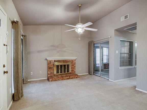 5th image of 2430 Red River St