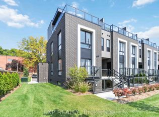 6065 McLeod Rd N #312, Niagara Falls, ON L2G0Z7