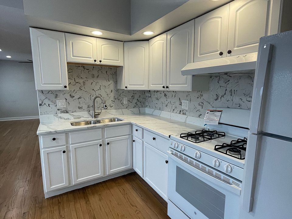 1st image of 1604 Brown Ave #B