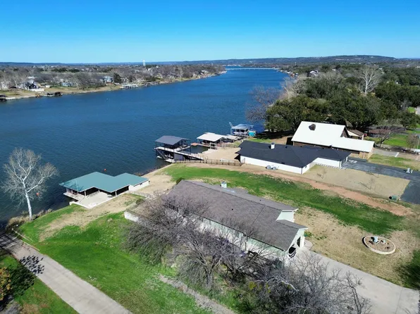 206 Mesquite Drive, Kingsland, TX 78639
