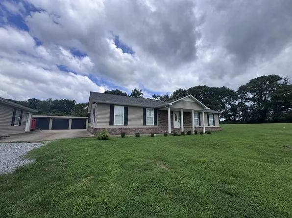 1161 Barkley Hills Rd, Clarksville, TN 37040