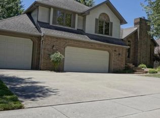 1110 W Shawnee St, Springfield, MO 65810