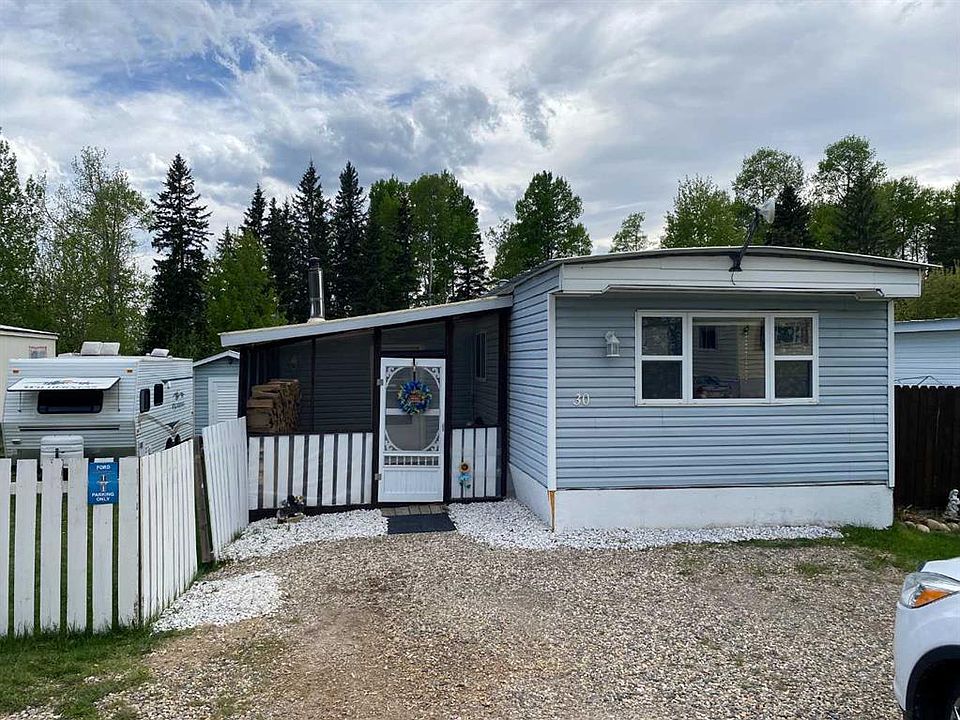 1st image of 30 Pinewoods Dr