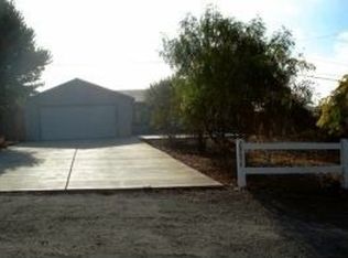 28654 Hampshire Dr, Canyon Lake, CA 92587