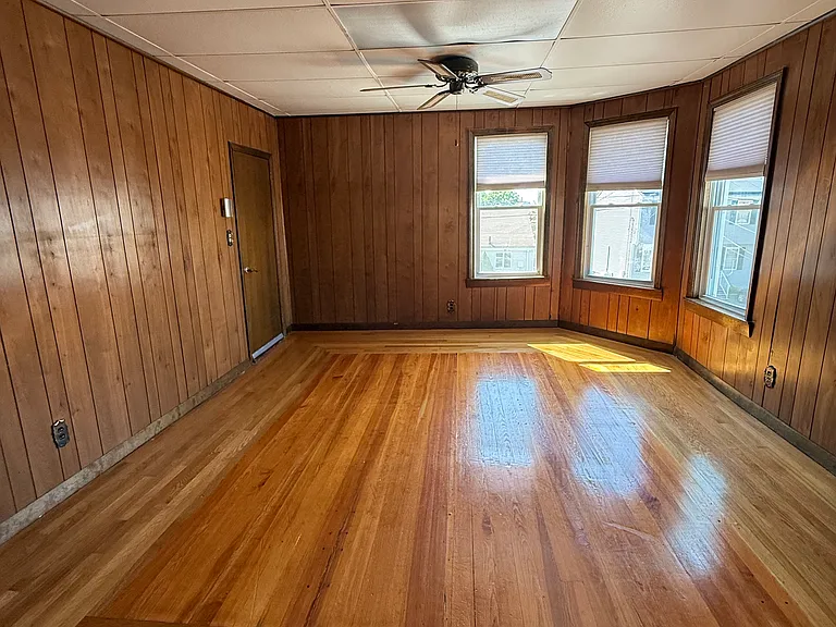 180 Bush St #2 — Photo 7