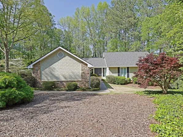 115 Beechwood Trl, Roswell, GA 30075