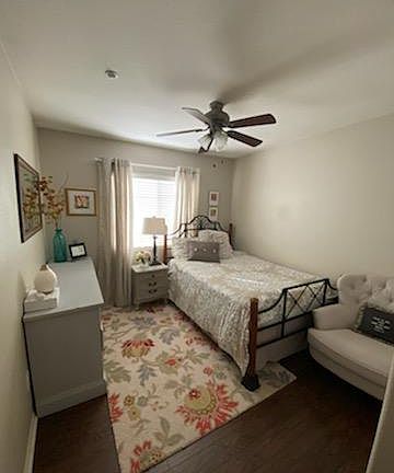 3rd image of 9241 Calmante Ln