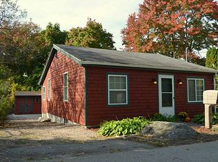 15 Slater Ave, Warwick, RI 02889
