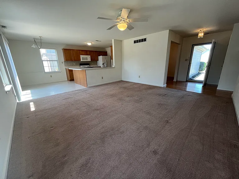 20 Anchor Ln — Photo 11