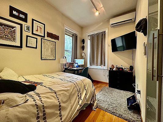 5th image of 133 E 31st St #3